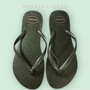 🇧🇷Havaianas Women's Glitter Green Flip Flops, US size 7/8. NWT